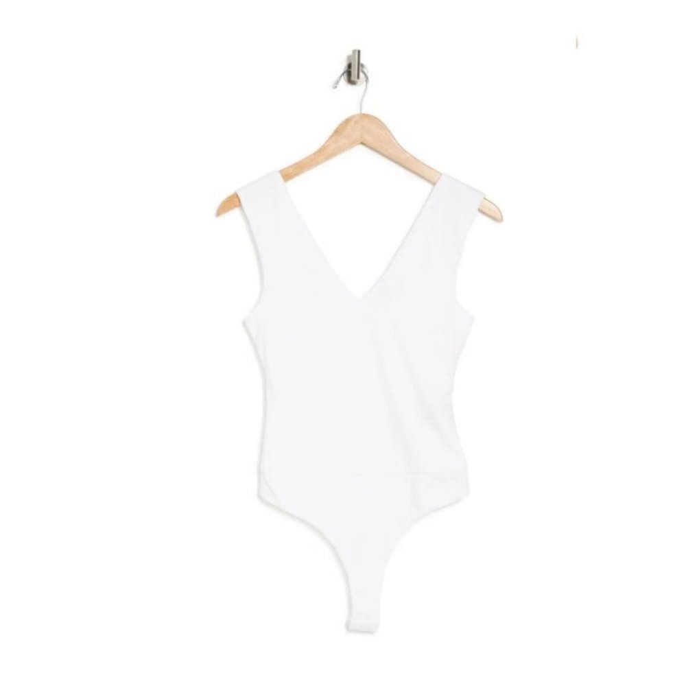 NEW Nordstrom AFRM Striped Bodysuit Double V Neck Mooni White Size XS Minimalist